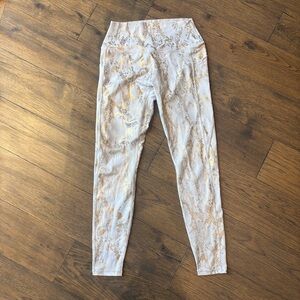 Metallic Snakeskin Print Leggings